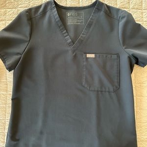 Figs women’s scrub set, Small top and bottom, color is Night Sky